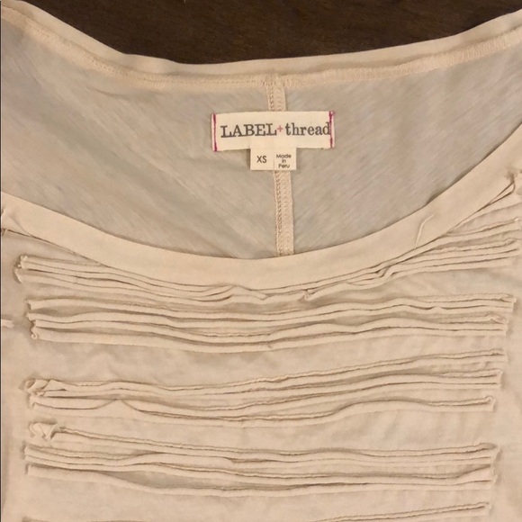 Label+thread Appliqué Scoop Neck Top - Picture 3 of 3